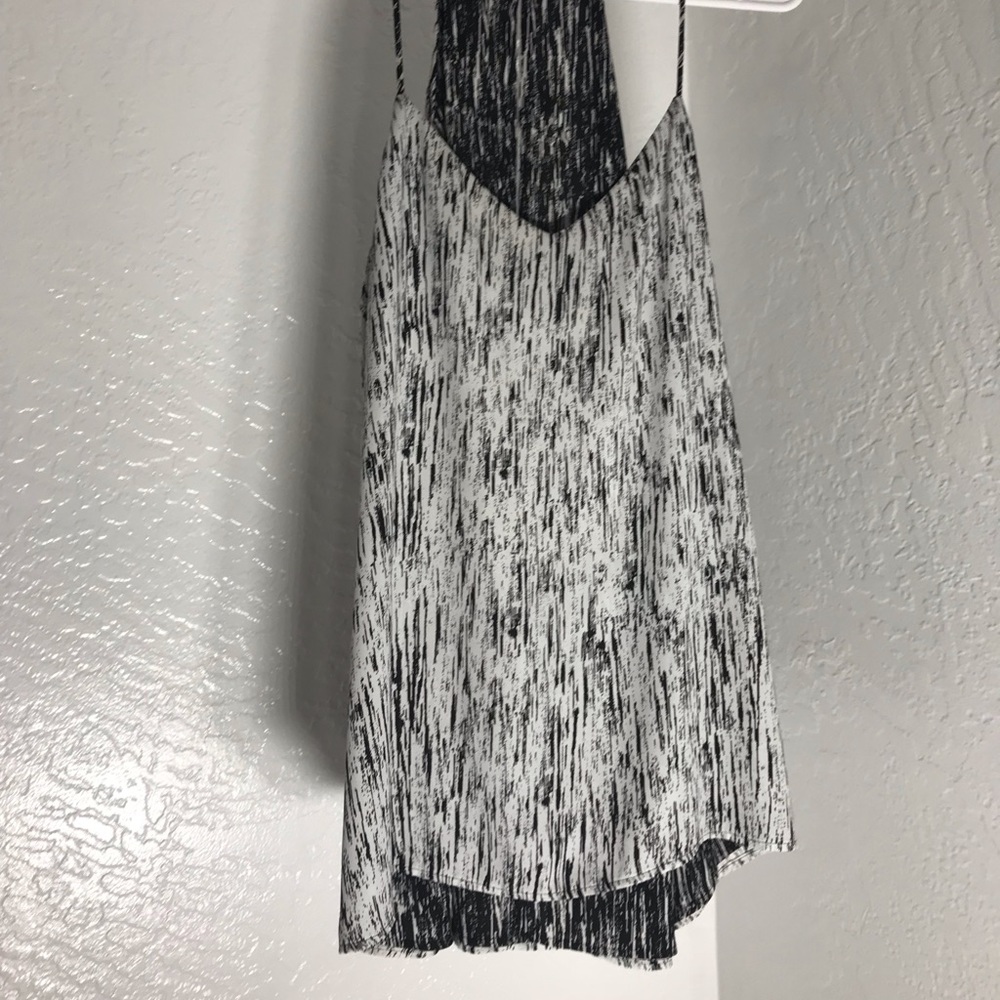 Reversible Patterned Tank Top - Picture 2 of 2